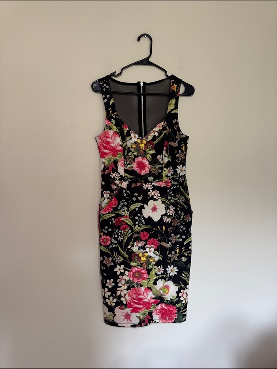 Bisou Bisou Dresses & Skirts - Bisou Bisou Black Floral V-Neck Midi Dress with Pink & Green Flowers